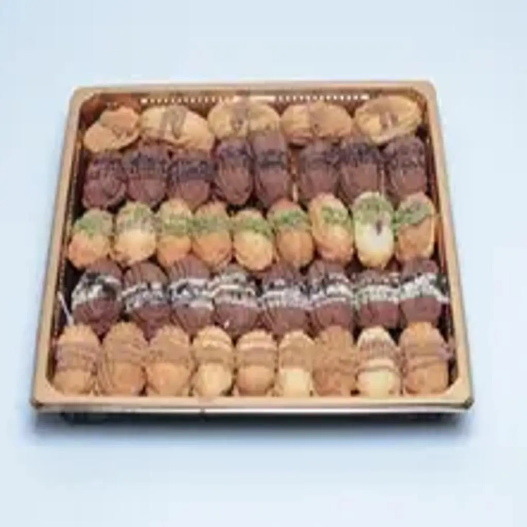 Sable Petit Four Box